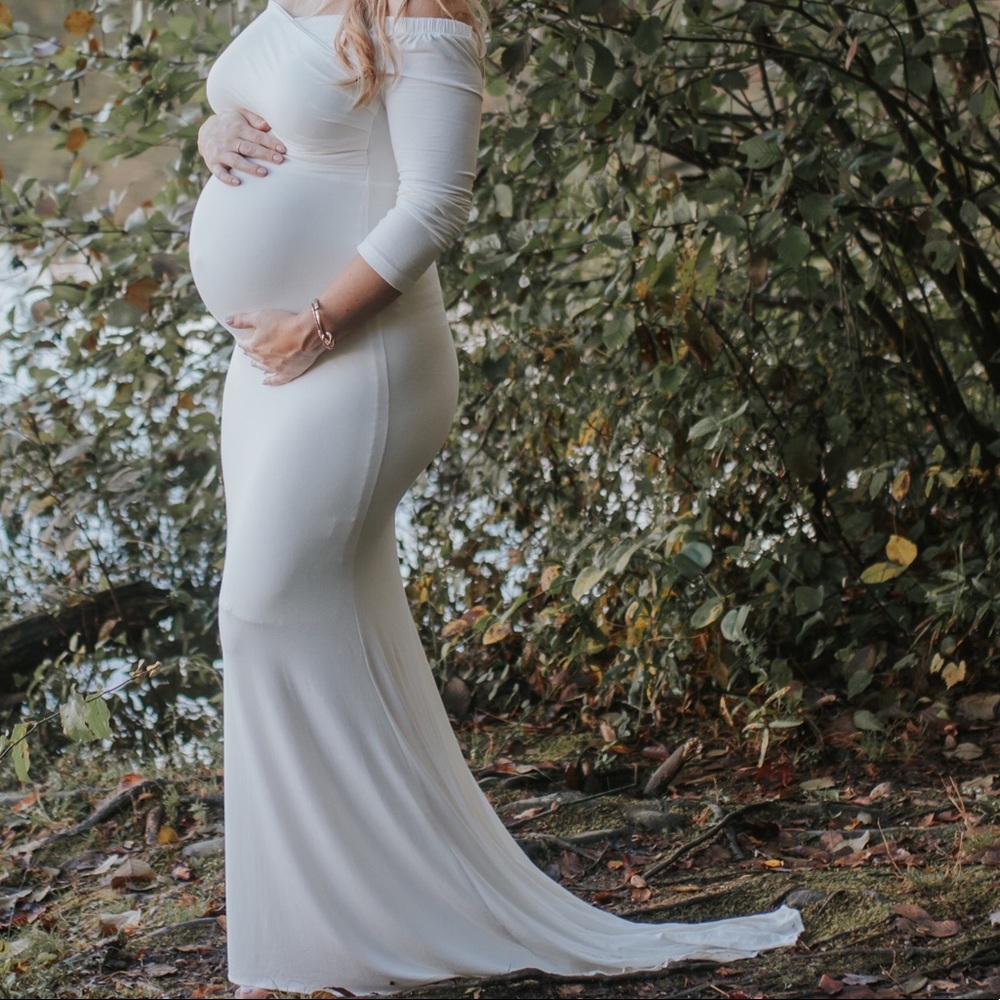 Ivory maternity gown